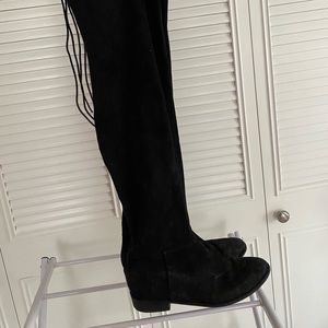 black knee high boots